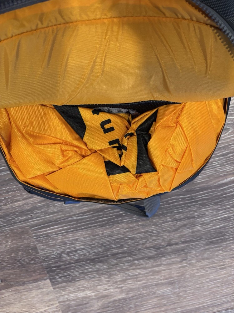 BCA Float 18 Avalanche Backpack, 2.0 Cylinder, Mad Rock Probe, Life Line Shovel