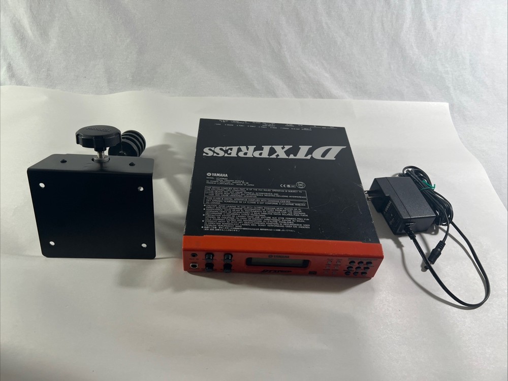YAMAHA DTXPRESS DRUM TRIGGER MODULE W/POWER ADAPTER