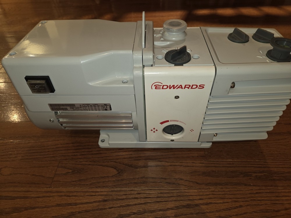 Edwards RV8 Rotary Vane Vacuum Pump