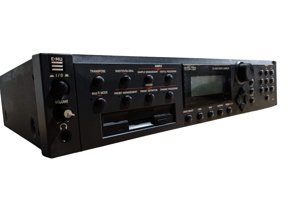 Powerful E-MU ESI-32 Rackmount 32-Voice Digital Sampler Pro Functionality