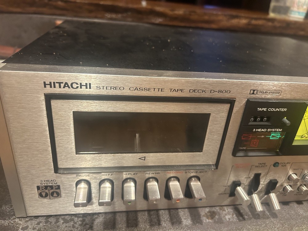 Hitachi D800 Cassette Deck