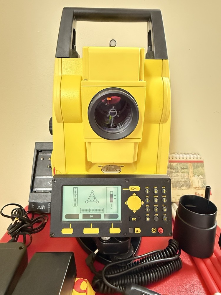 Leica BUILDER R100M power SET Total Station