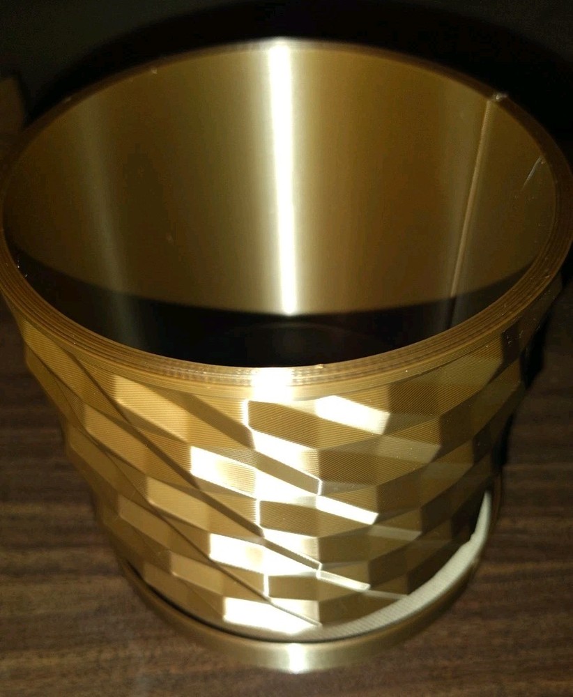 3D Printed 6" Planter Pot With Drip Tray - Champagne | Bibliotheque