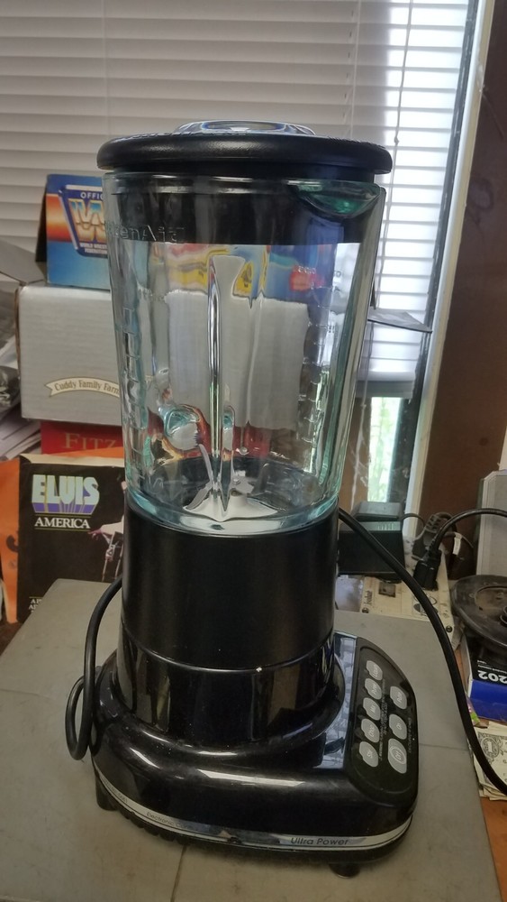 KitchenAid Blender Model KSB50B4 Black 40 oz.