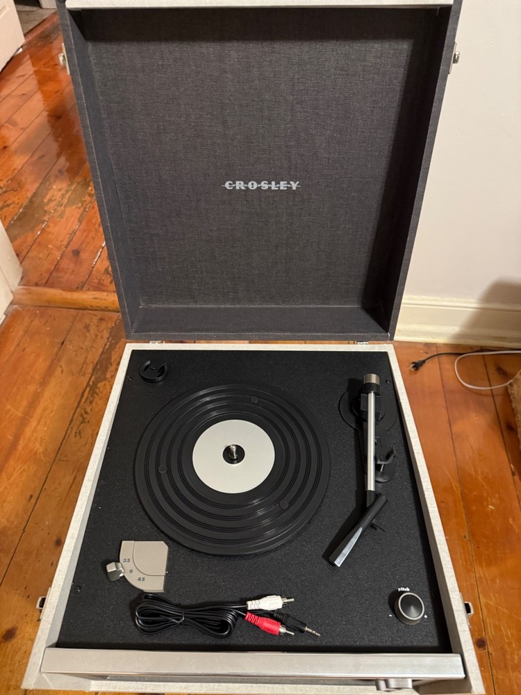 Crosley Mid-Century Modern Style Turntable