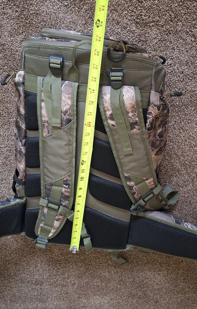 EHG Camo Tactical Backpack Multi Pocket Water Bladder Engineered Hunting Gear