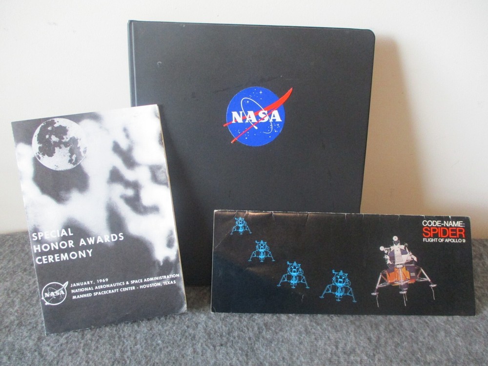 NASA SATURN V APOLLO MISSIONS GUIDANCE CONTROL STABILIZATION NAVIGATION REPORT