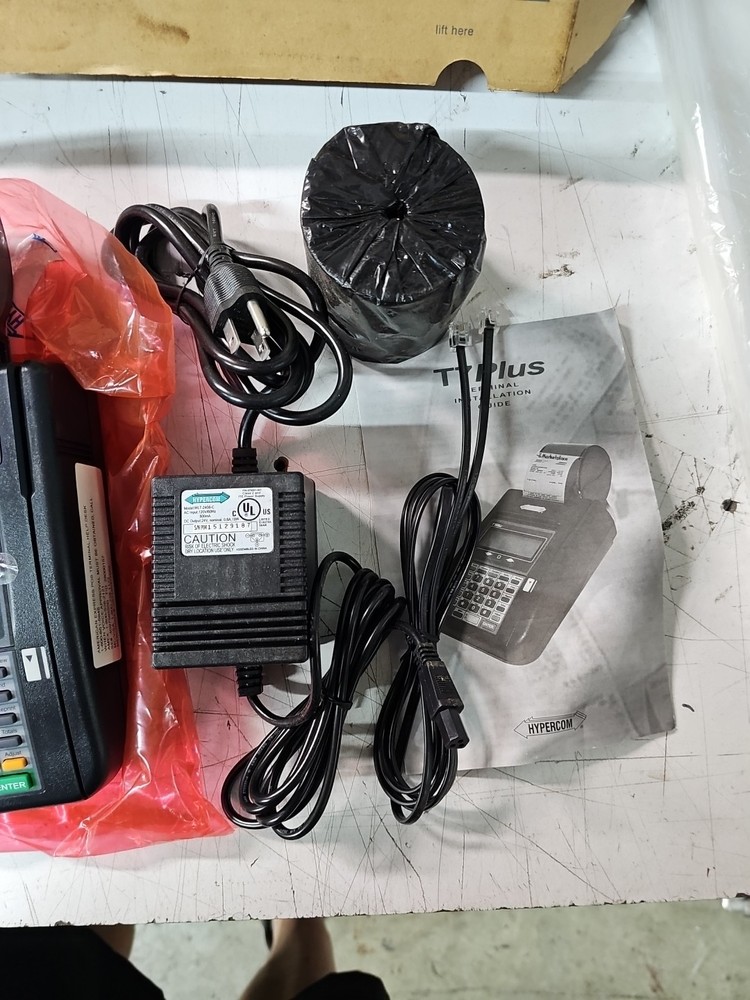 NEW OPEN BOX HYPERCOM T7PLUS-PIN Card Reader Printer SKU217125