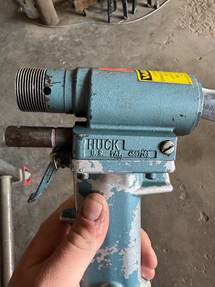 Huck 245 rivet gun