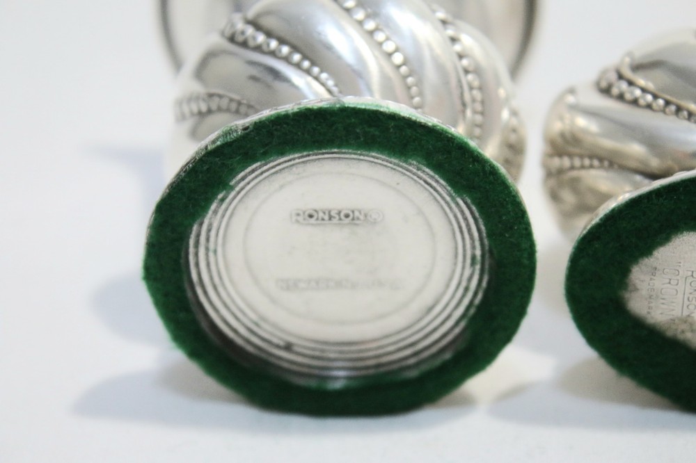 Vintage Silver Plate Ronson "CROWN " Table Lighter Set in Working Condition