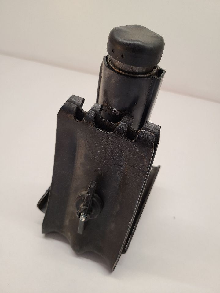 2015 CHEVROLET SILVERADO 1500 Jack