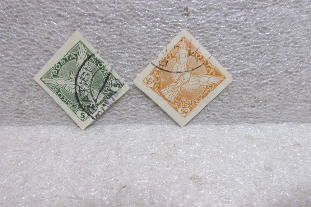 1918-1920 CZECHOSLOVAKIA CANCELLED SCOTT #P2, P7