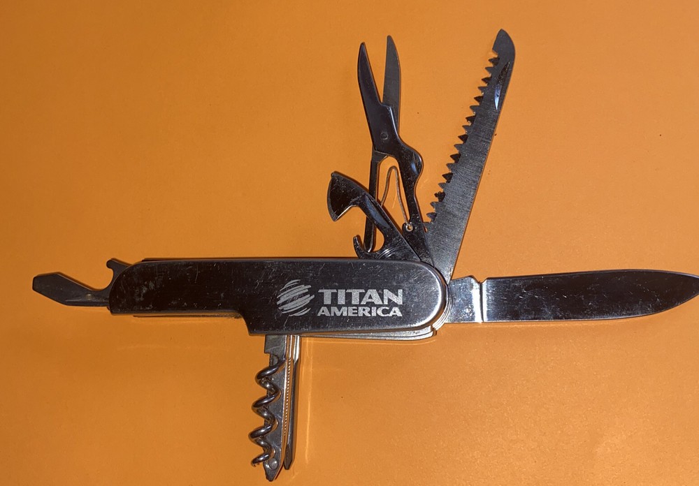*PRE-OWNED-UNBRANDED-STAINLESS 10 FUNCTION MULTI-TOOL (titan america) free ship*