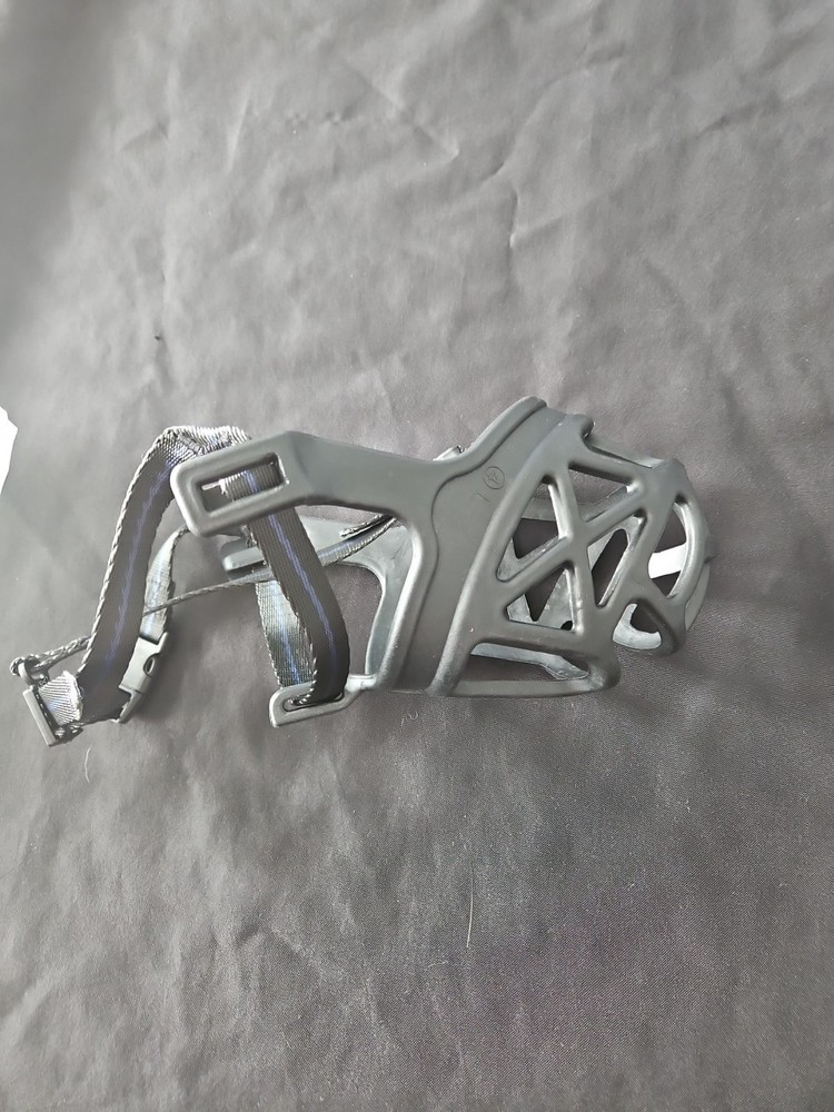 Adjustable Dog Muzzle Silicone Breathable Strong Basket Dog Muzzle New W/O Tags