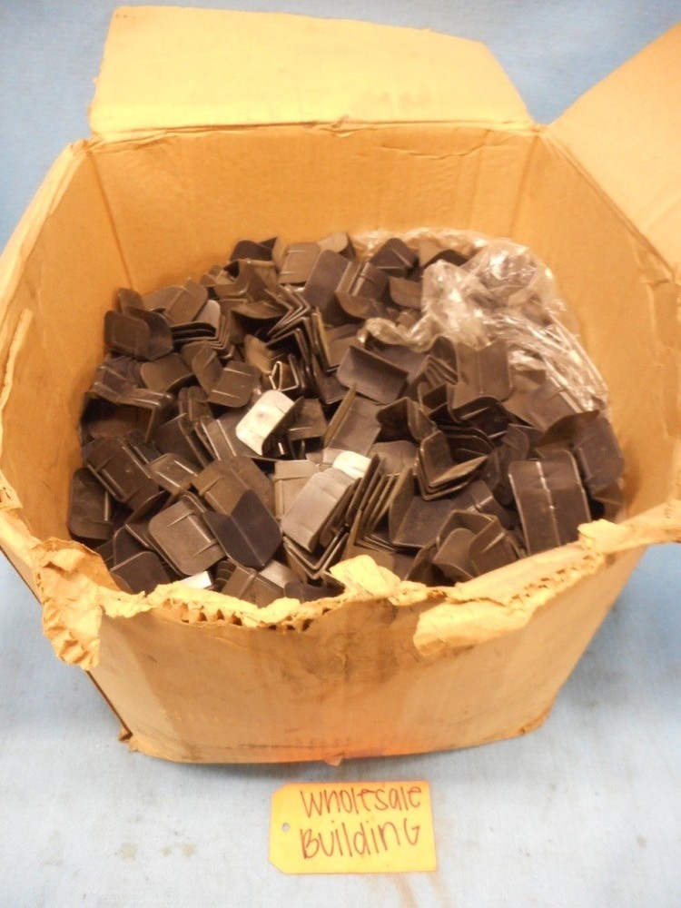 BLACK EDGE PROTECTORS   APPROX. 2000