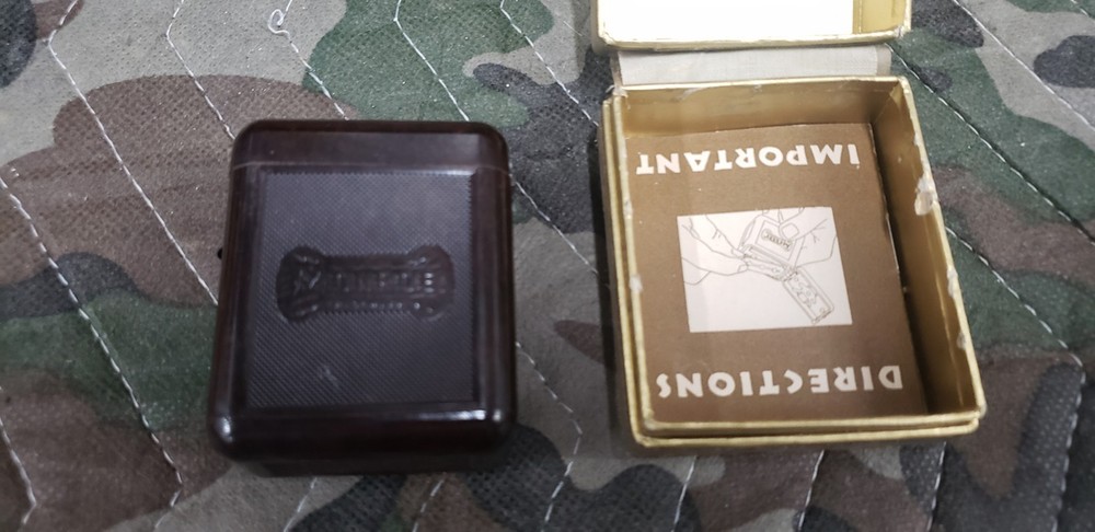 Monroe Magnetic Sharpener with Box, Looks Good