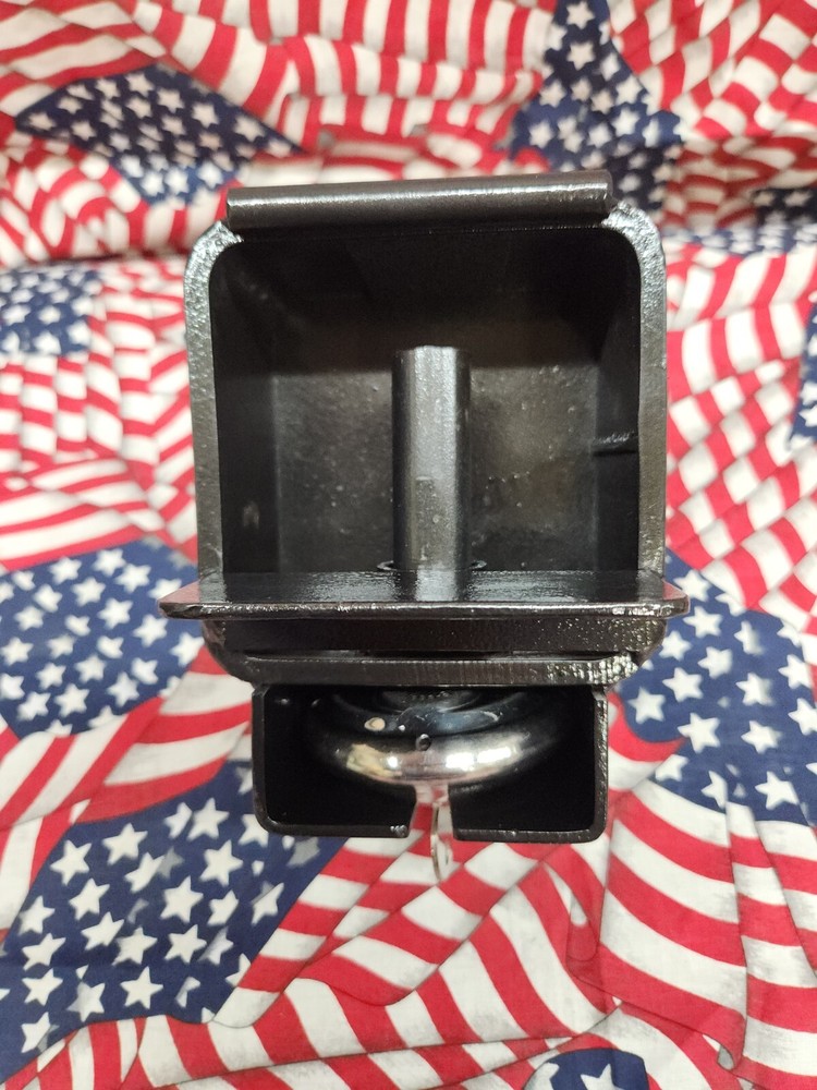 LOC-IT*** 2 5/16" SQUEEZE LATCH COUPLER LOCK, W/DISK LOCK, ***FREE SHIPPING***