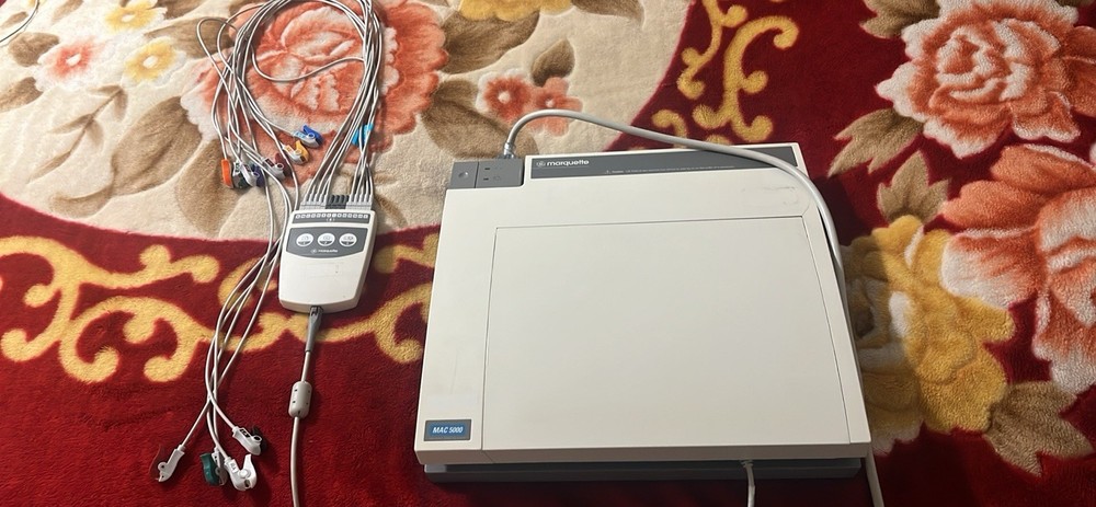 GE MAC 5000 ECG/EKG Machine 12-Lead Portable — Tested Working — Includes Leads