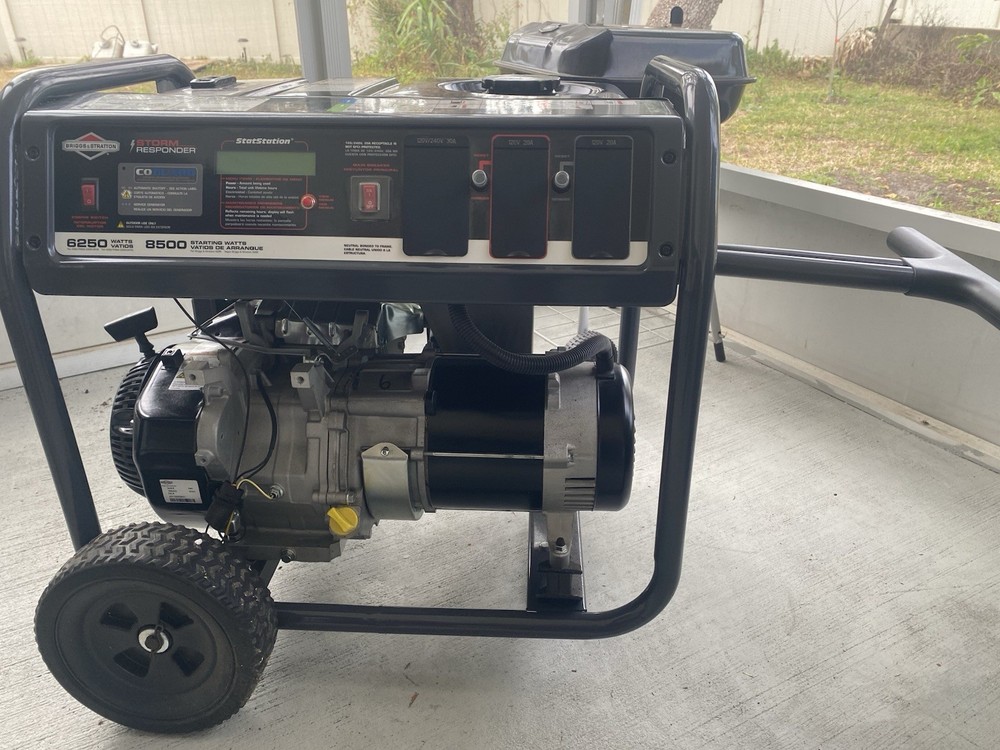 Generator/ Generador