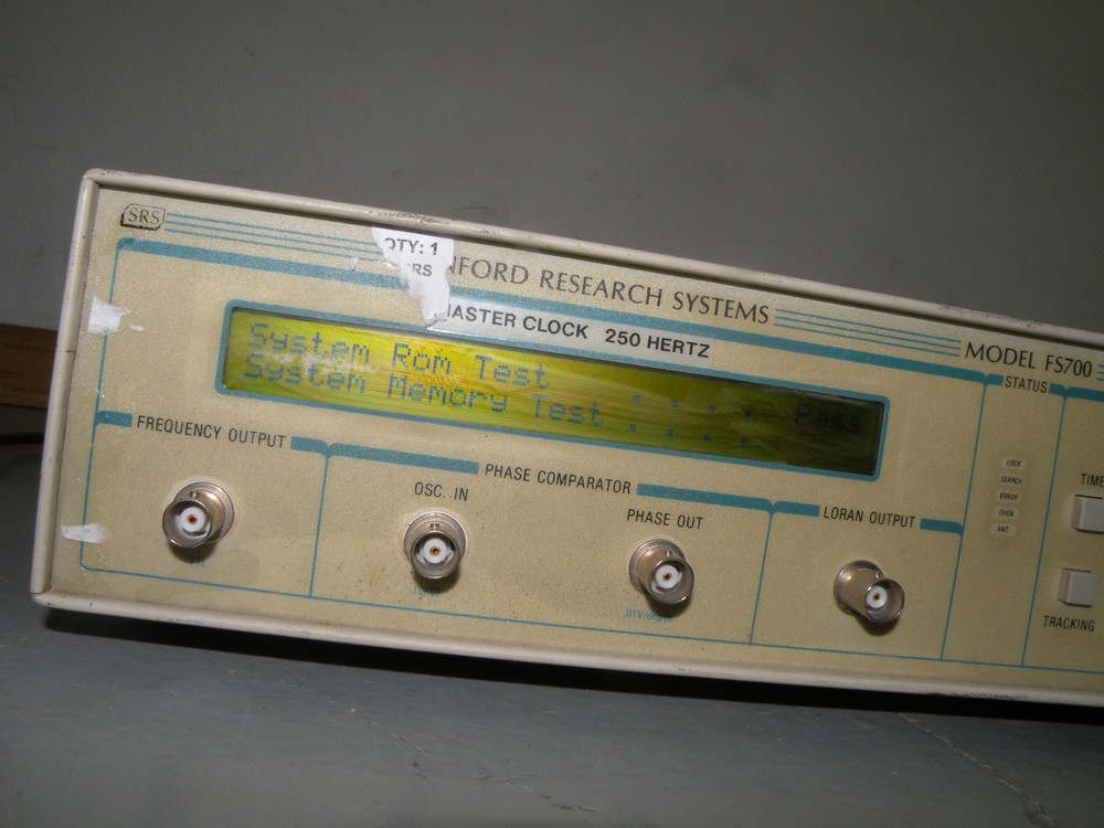 Stanford Research Systems SRS FS700 Loran-C Frequency Standard