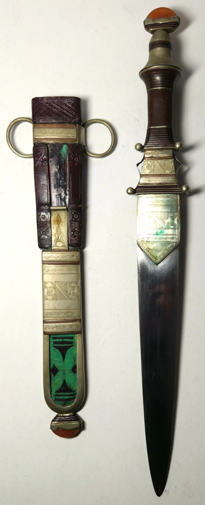 Antique Tuareg Dagger