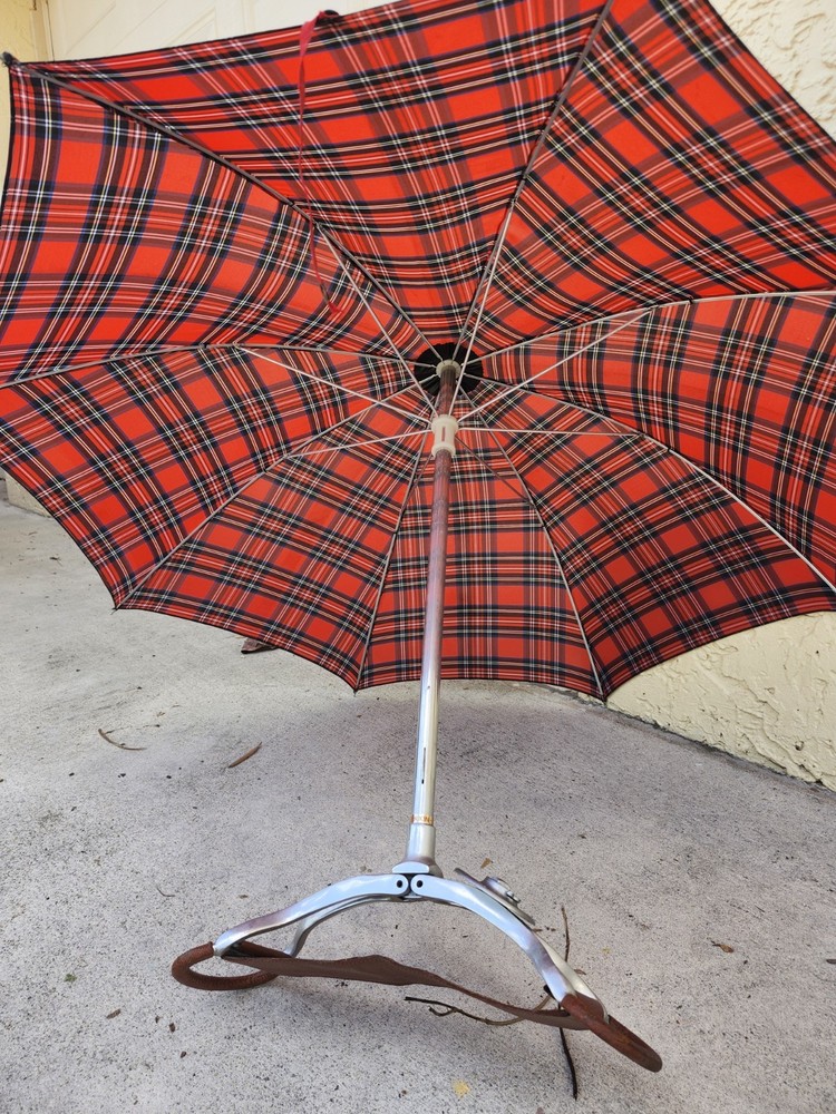 Golf Umbrella w/ Leather Seat
