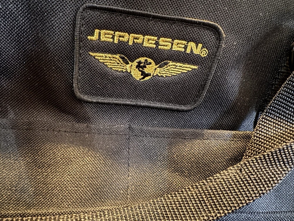 JEPPESEN STUDENT PILOT FLIGHT BAG or BOOK BAG