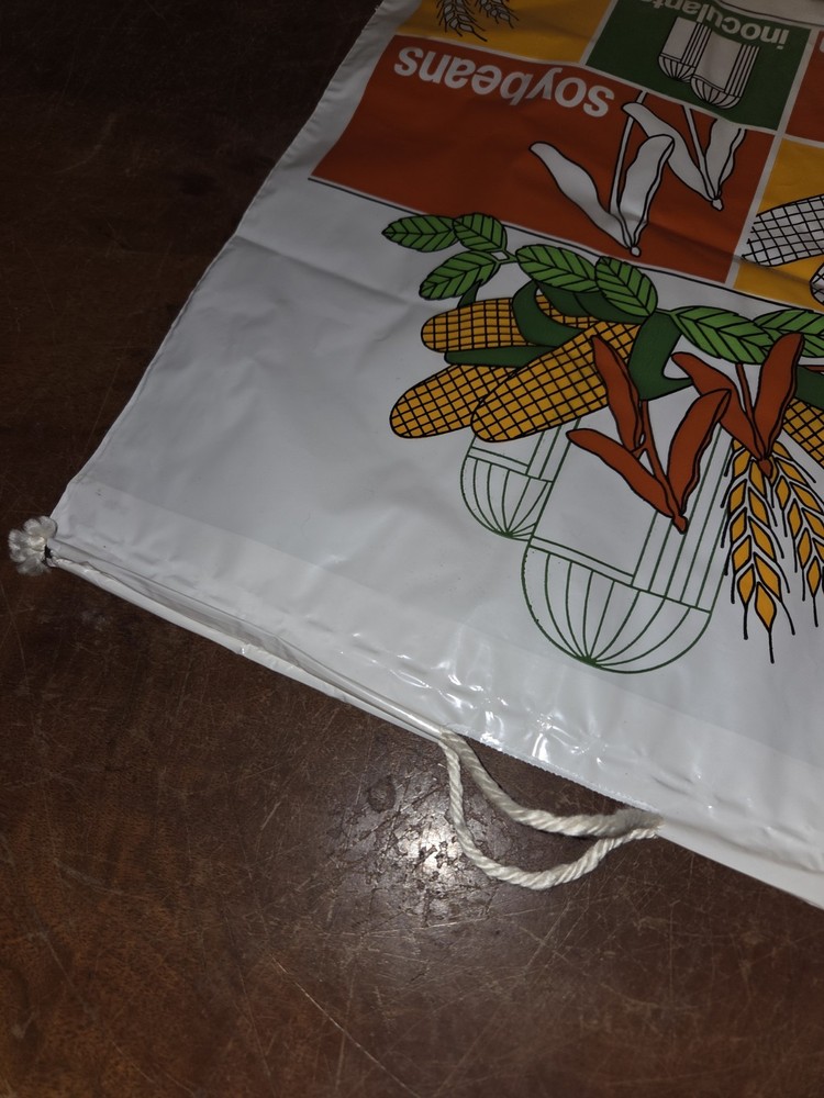 Vintage Pioneer Seed Corn Plastic Bag String Pull Sack Soybean Wheat Alfalfa