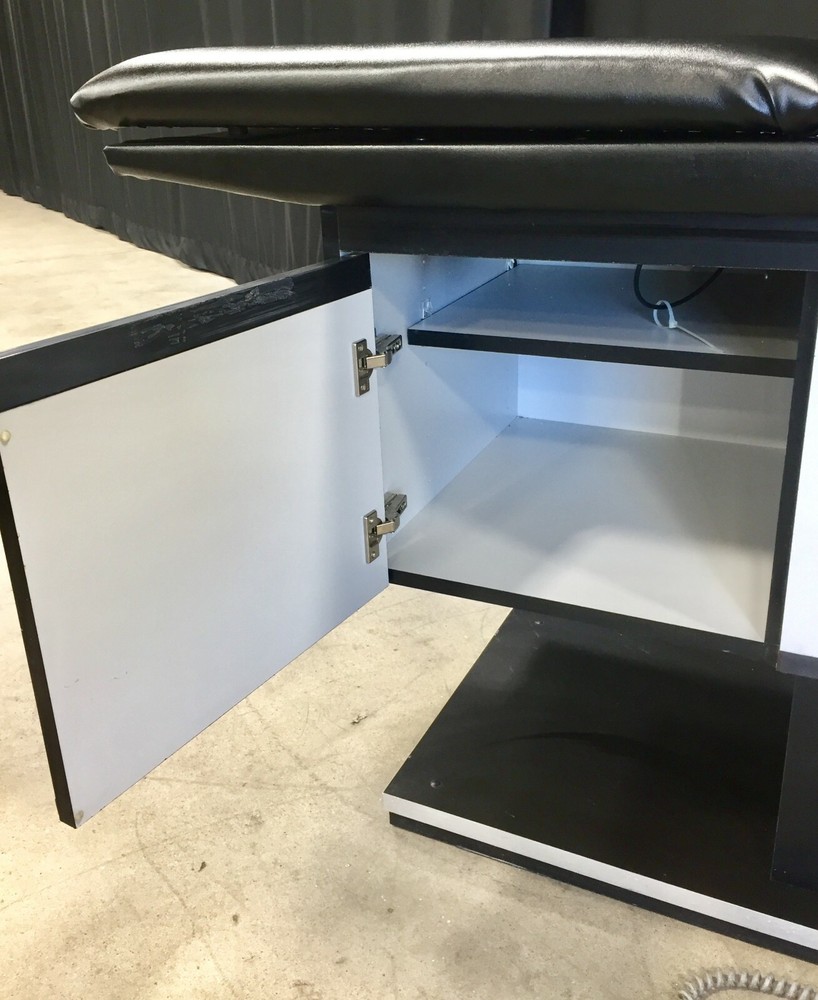 Hausmann Model 4746 Powermatic Treatment Table