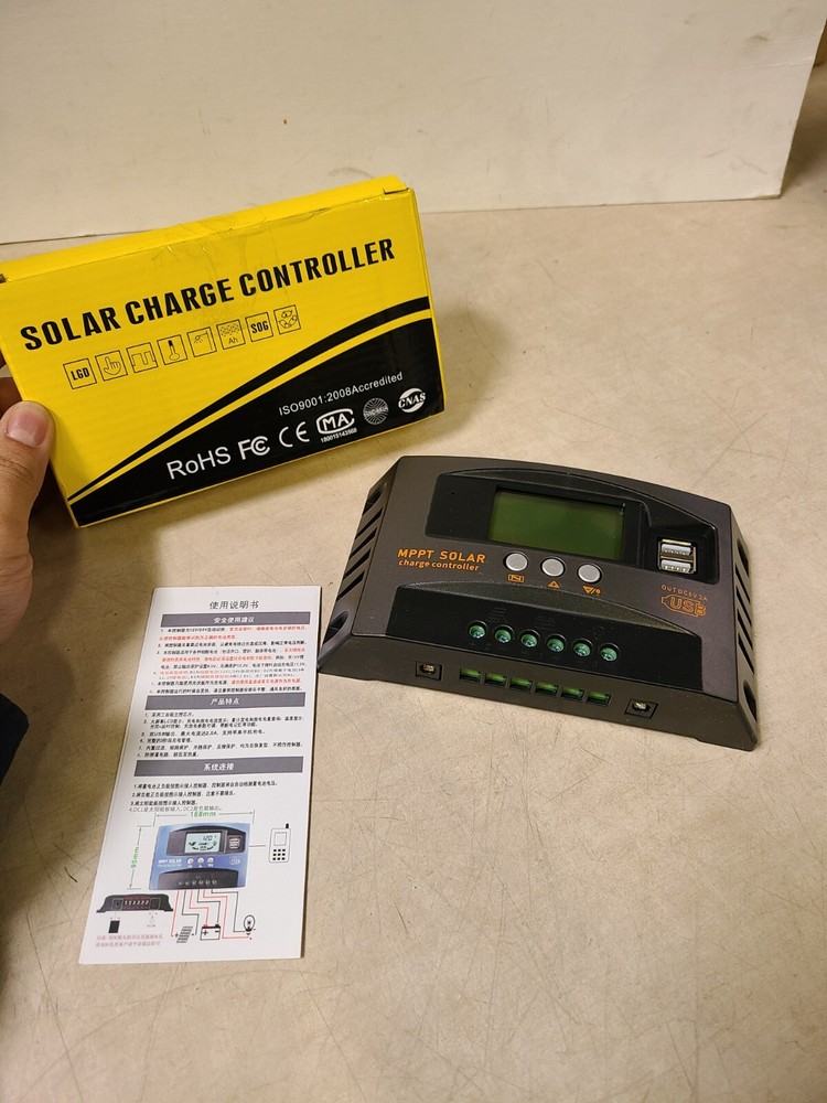 MPPT Solar Charge Controller LCD 12V/24V