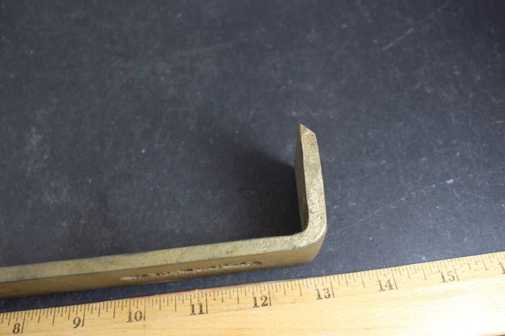 Ampco No.S-10 Non Sparking Scraper