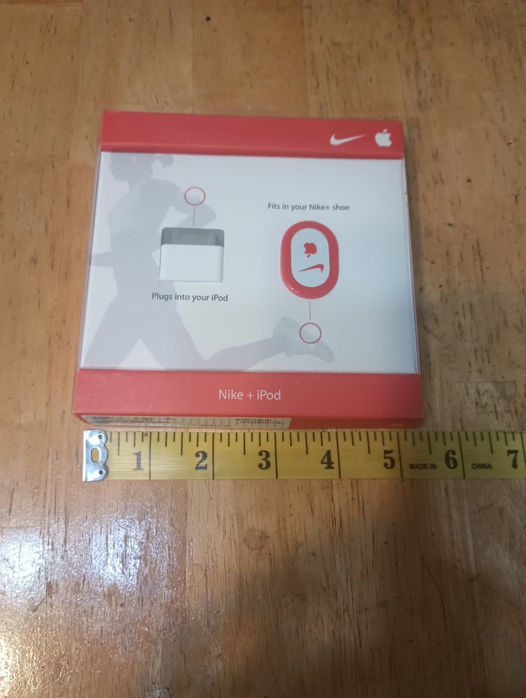 Nike + iPod Sport Kit MA 692LL/E Wireless Shoe Sensor