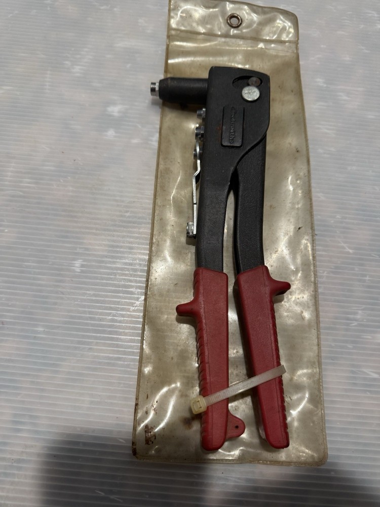 Toolsmiths Rivet Gun