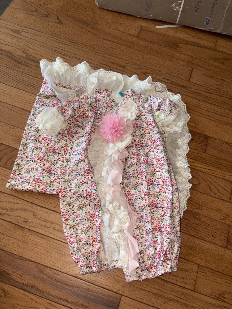 New Born Set Even Has Quilt
