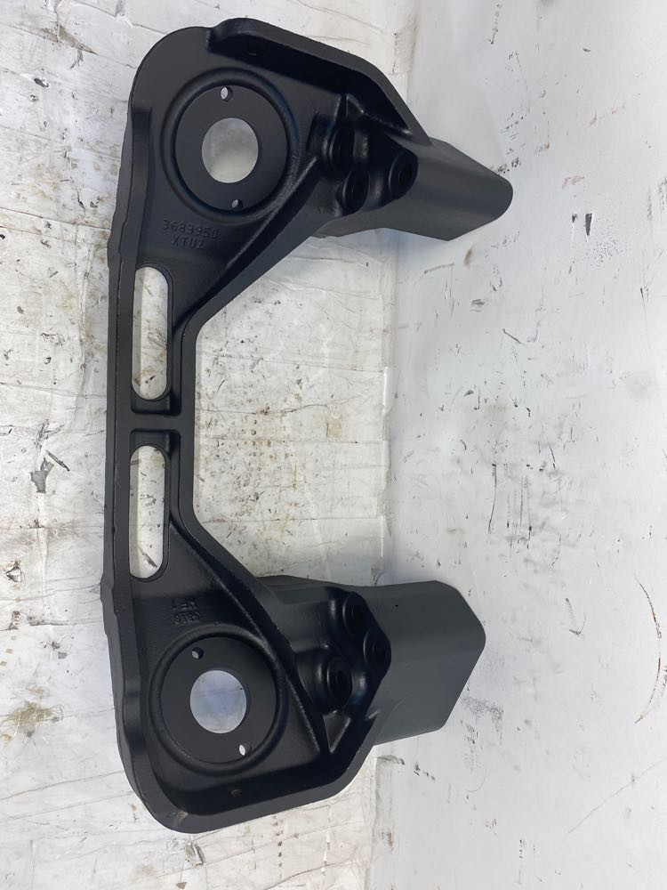 2014 Cummins ISX15 Engine Mount 3683950 (548-12679)