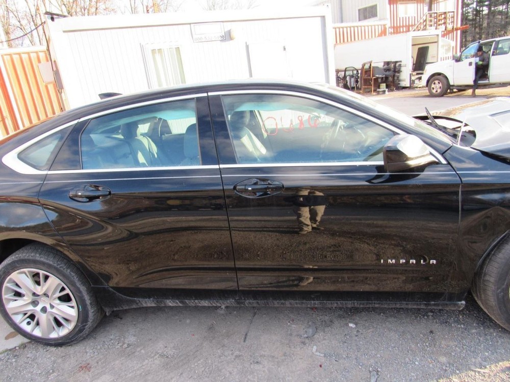 IMPALA 2018 Glove Box 1012372