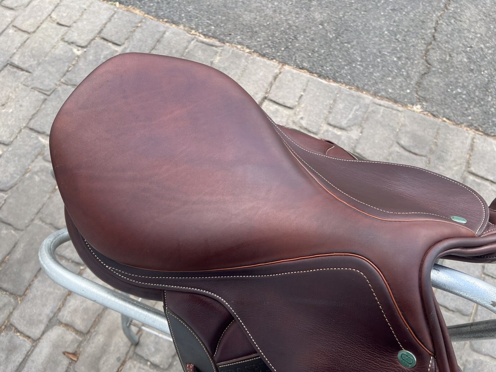 Crosby Monoflap 17.5” Covered Leather Event Saddle