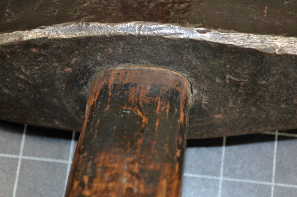 ROBINS - 13# BLACKSMITH MADE ROUNDING HAMMER WITH CUSTOM MADE HANDLE