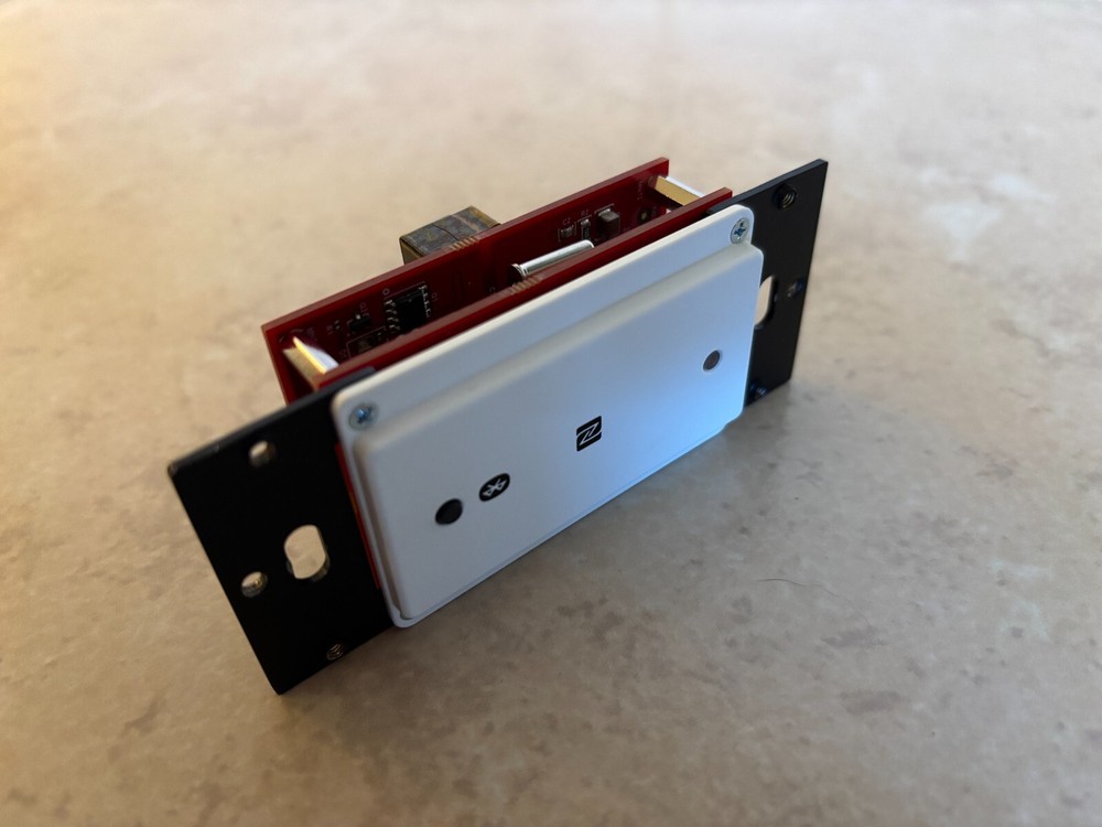 Clearone CONVERGE Bluetooth Expander - Wall Plate Piece - Tested & Working