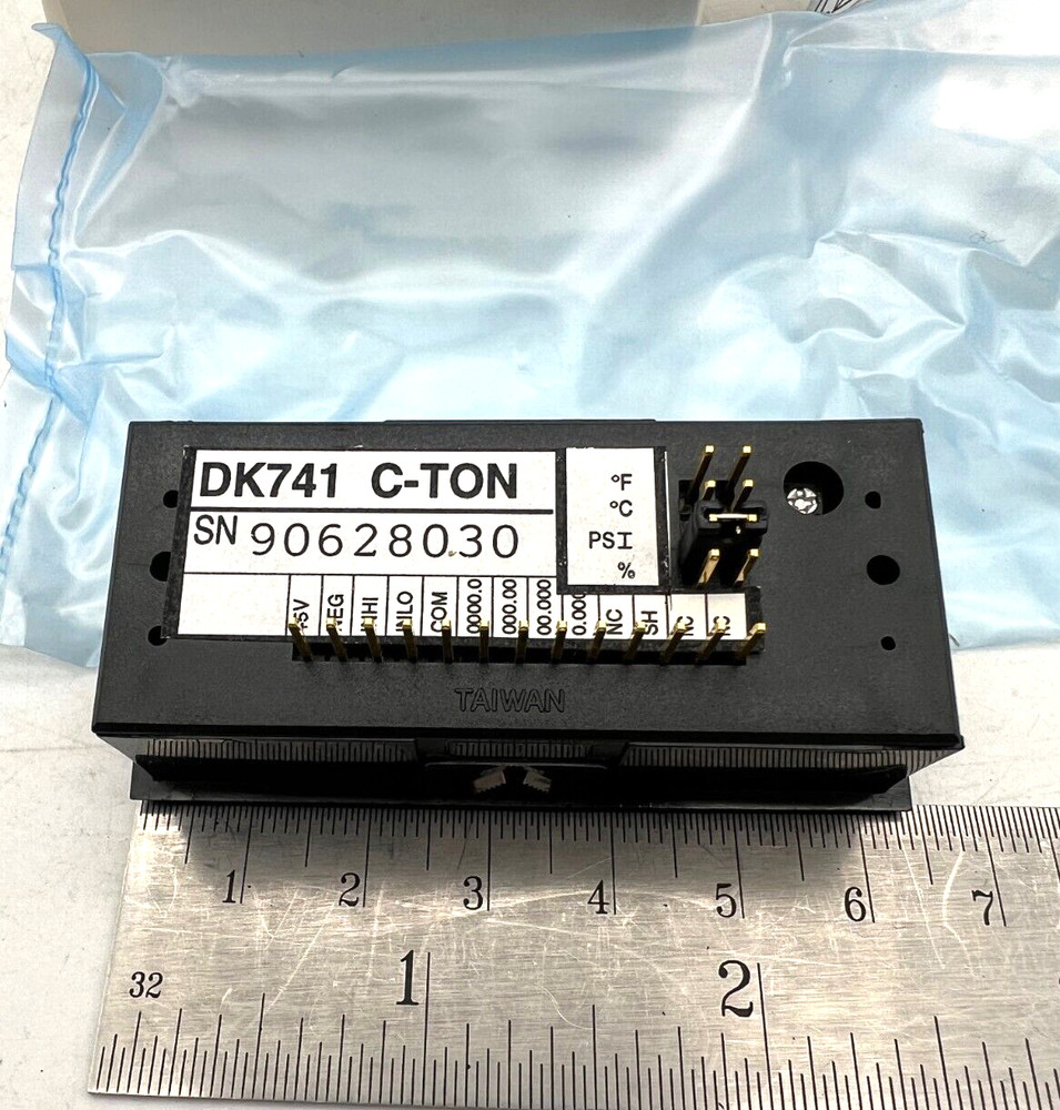 C-TON INDUSTRIES DK741 LCD Panel Meter Voltmeter 200MVDC DK-741