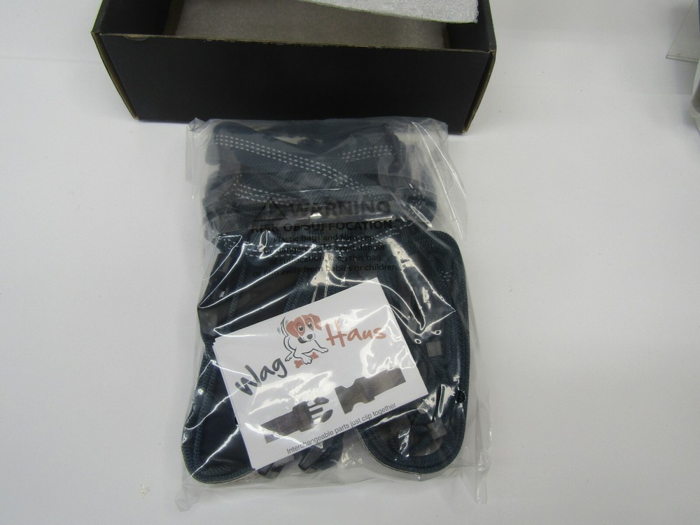 Wag Haus Handsfree Leash Pack Medium