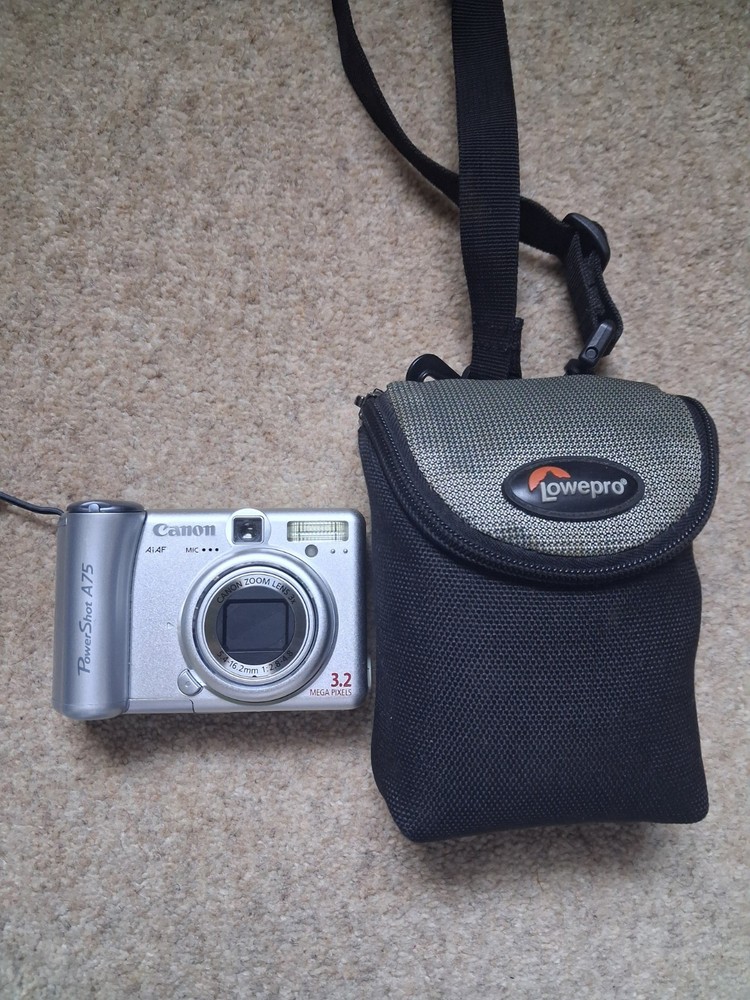Canon PowerShot A75 Compact Camera (FOR PARTS)
