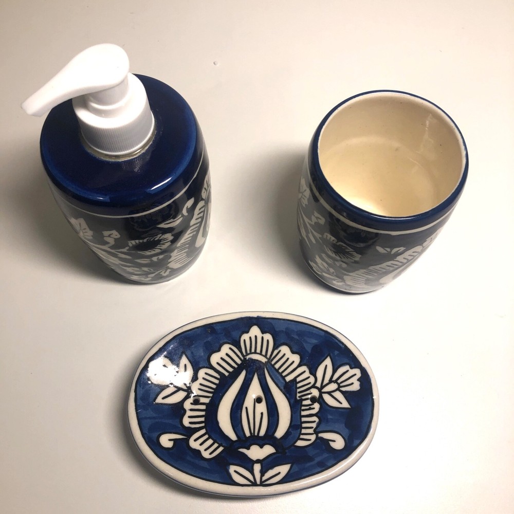 3-piece Glazed Ceramic Bathroom Accessory Set, Open Box