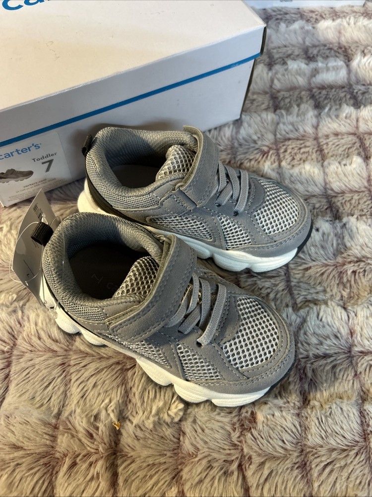 Carter’s Boy Gray Sneakers Size 7. New