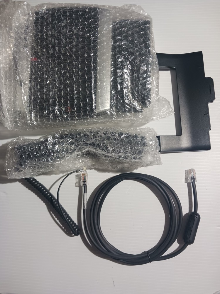 Polycom VVX 600 Gigabit IP Touchscreen Display Phone with Handset