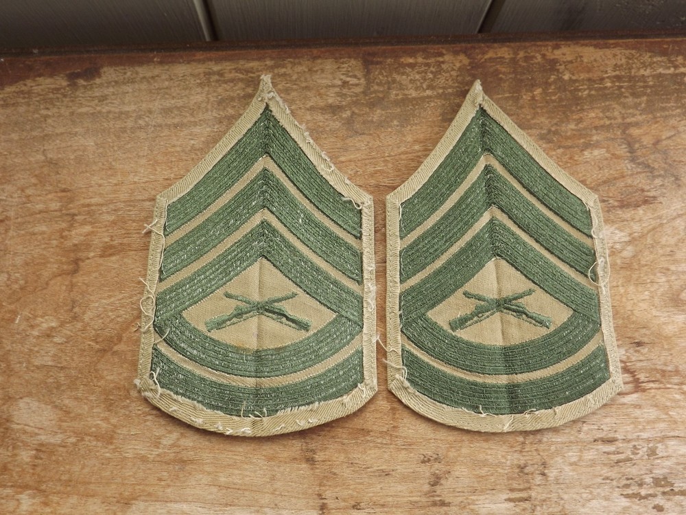 Pair, USMC Gunnery Sergeant Chevrons, Khaki - INV# C1626