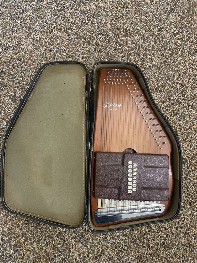 Vintage Oscar Schmidt Autoharp - Read Description.