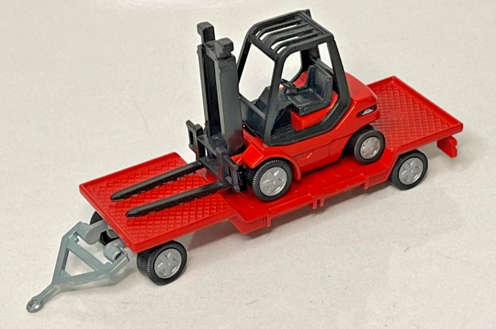 Siku 1:55 Scale Linde H30 Forklift & Trailer