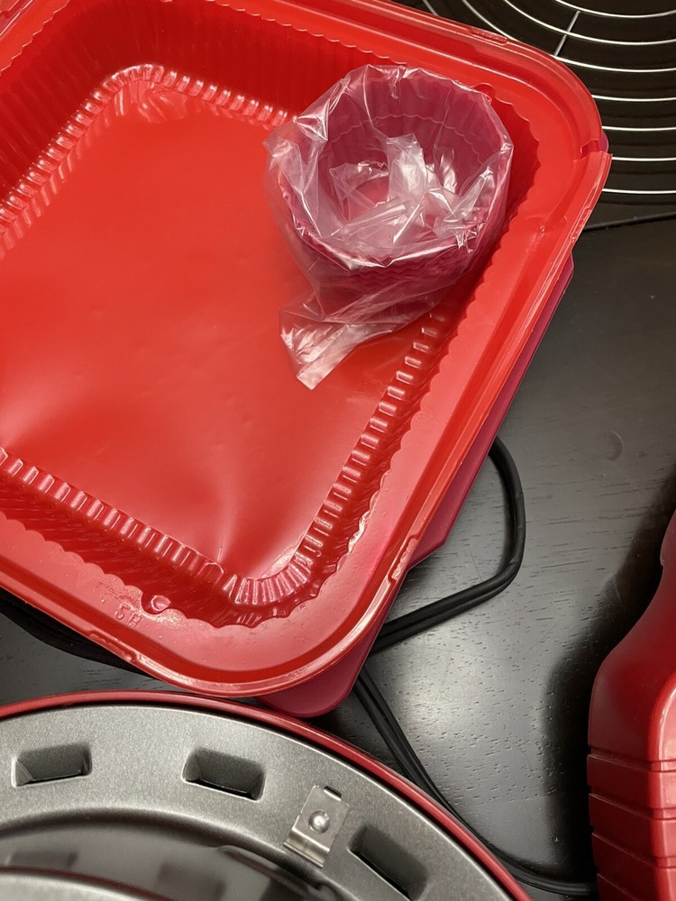 Red Nuwave Pro Infrared Oven Model 20339 W/ Extender Ring