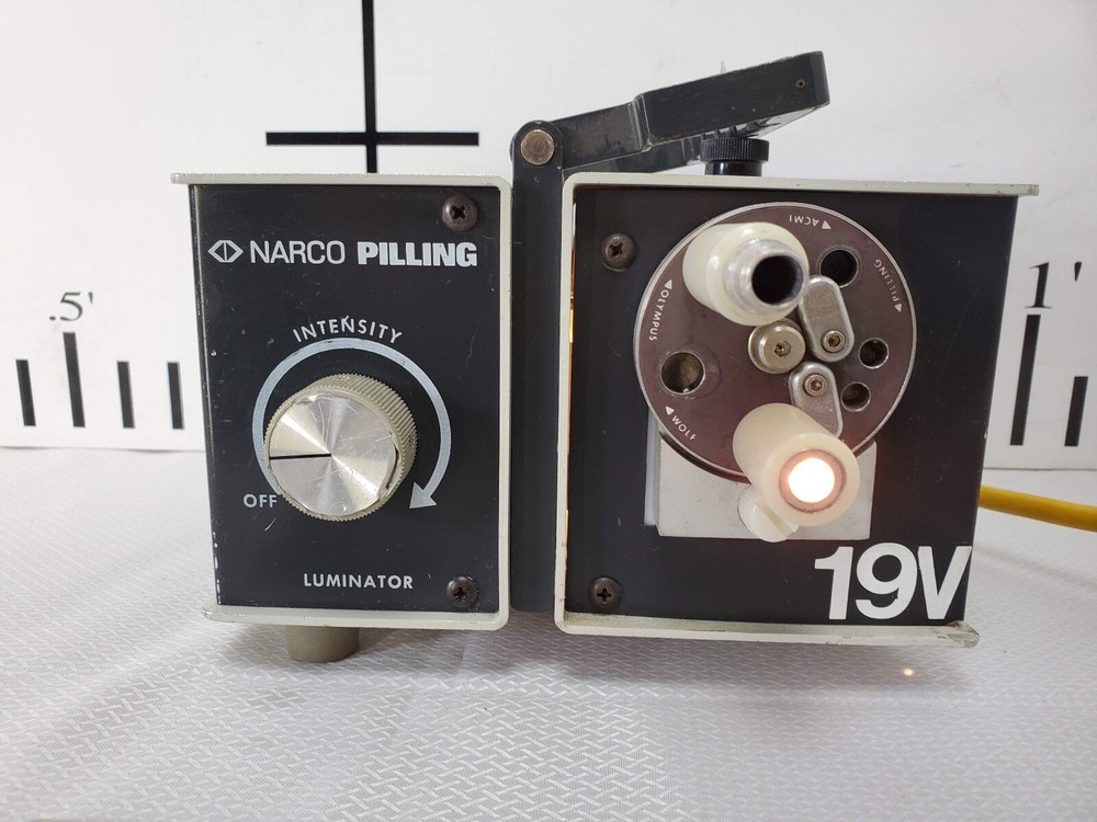 Narco Pilling 52-1147 Endoscopy Illuminator Fiber Optic Light Source